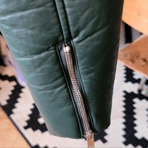 Forever 21 Green Leather Biker Jacket Size S NWOT - Picture 8 of 9